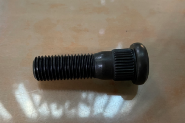 TOYOTA Series Hub Bolt 49L