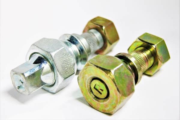 TOYOTA HU 8T (Bus) Front/ Rear RH/ LH Hub Bolt