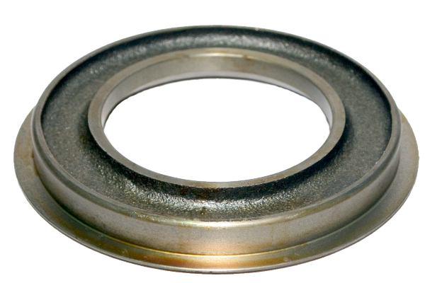 NISSAN CW520 Rear Oil Seal Case